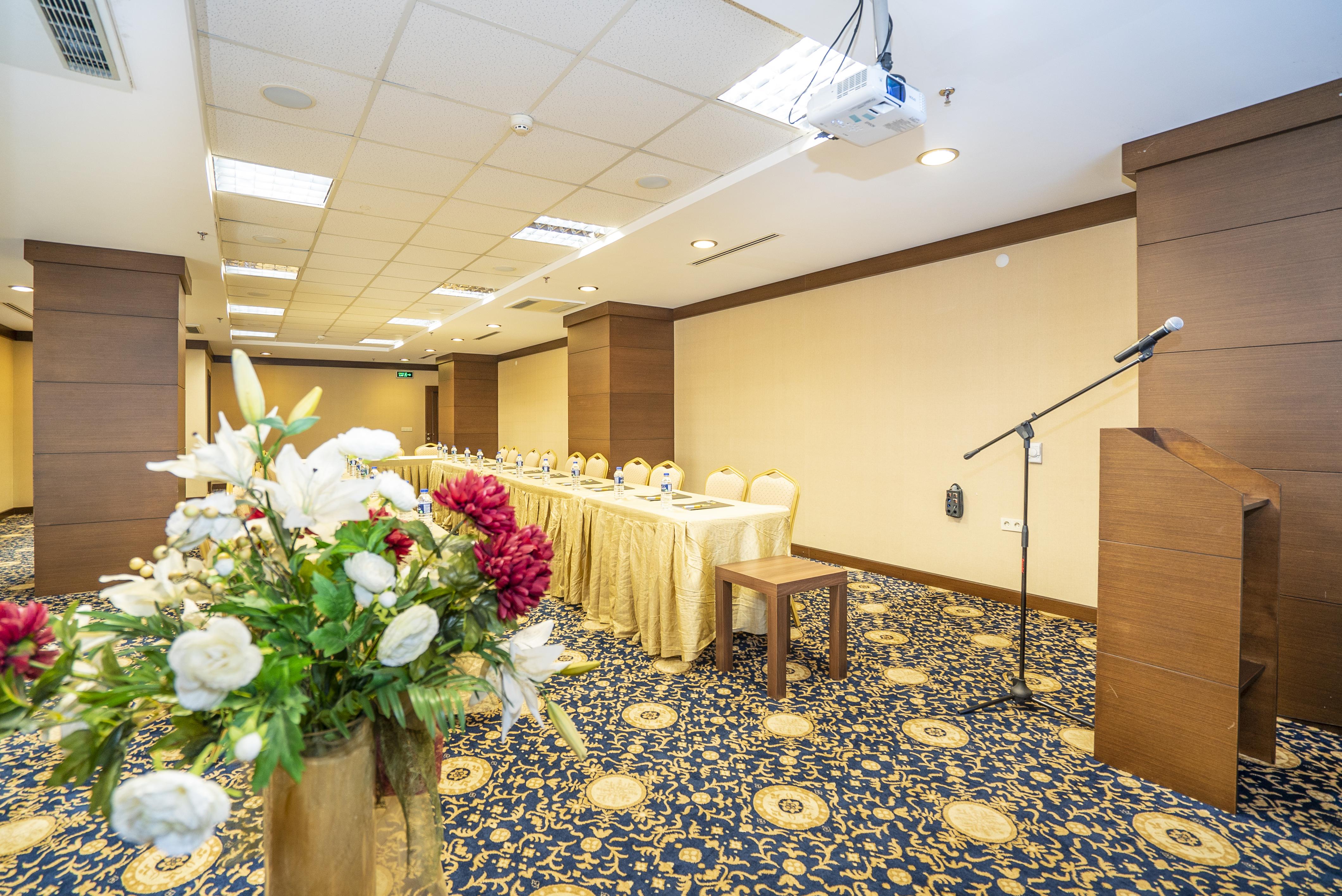 Rhiss Hotel Maltepe Истанбул Екстериор снимка